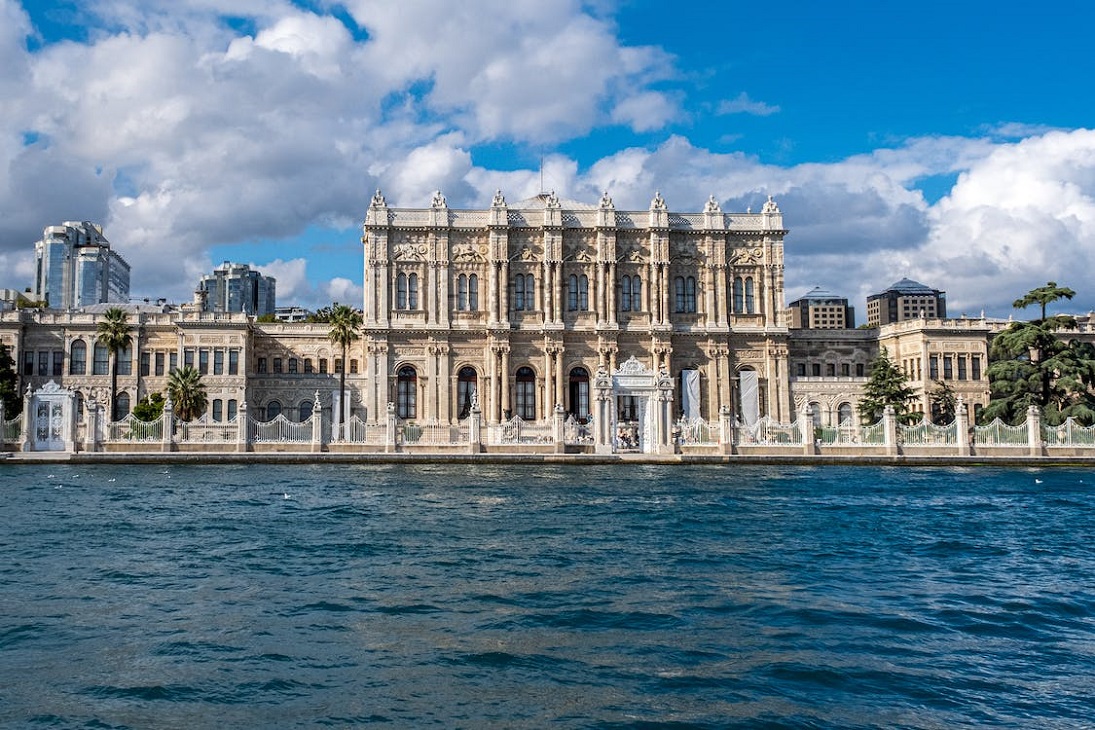 DOLMABAHCE PALACE TOUR